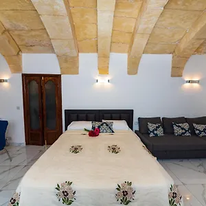 Old Well Apartment Valletta