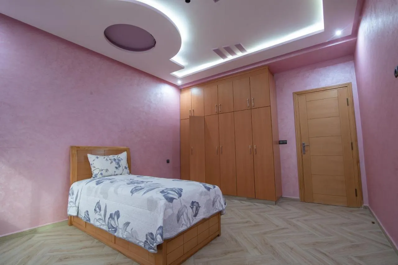 Adam's Apartments: Beach-Near Downtown Stay with Fiber Optic Wi-Fi Agadir 0*,